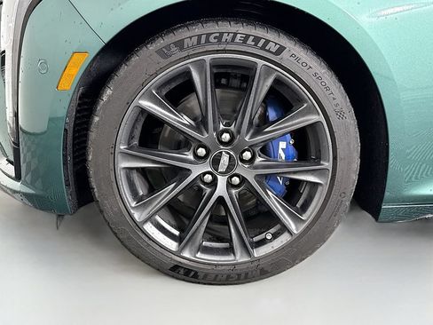 Certified 2025 Cadillac CT5 V w/ Technology Package RWD image 31