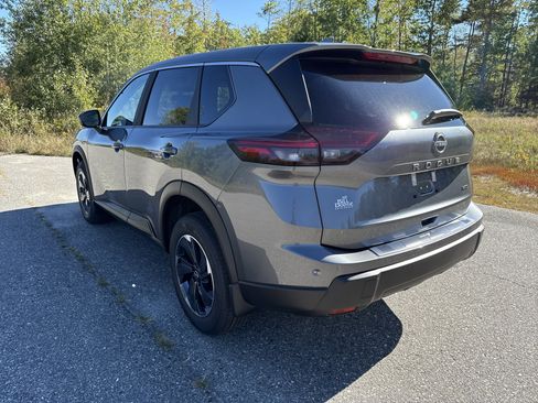 New 2026 Nissan Rogue SV w/ Cold Weather Package image 5