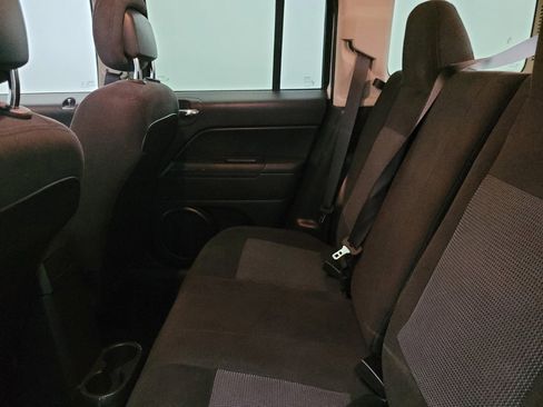 Used 2016 Jeep Patriot Sport w/ Power Value Group image 18