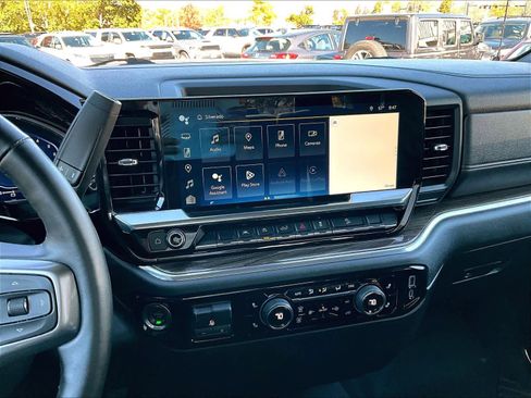 Used 2023 Chevrolet Silverado 1500 RST image 17
