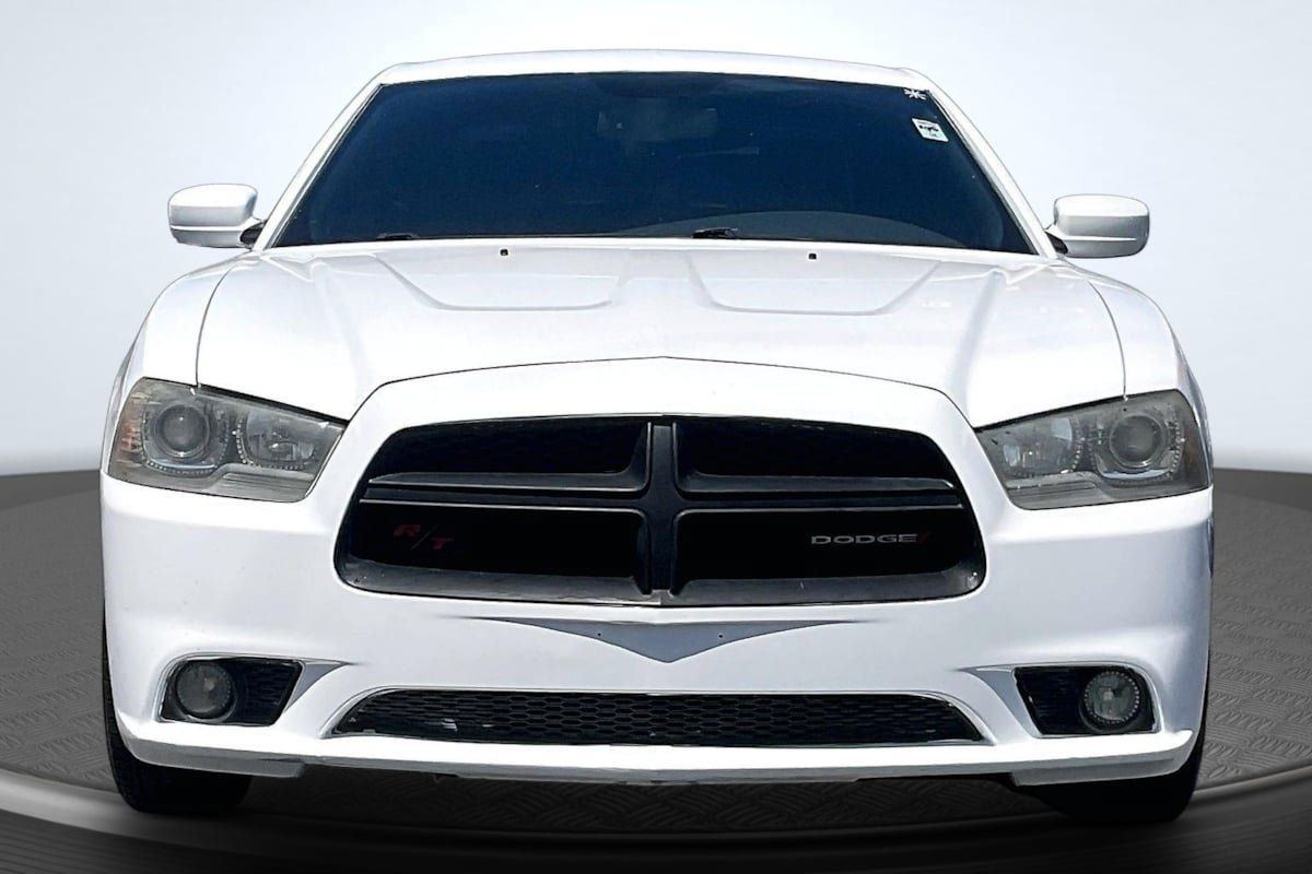 Used 2013 Dodge Charger R/T w/ Wheels & Tunes Group RWD image 3