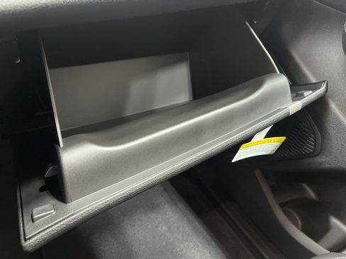 New 2025 Jeep Grand Cherokee Altitude image 20