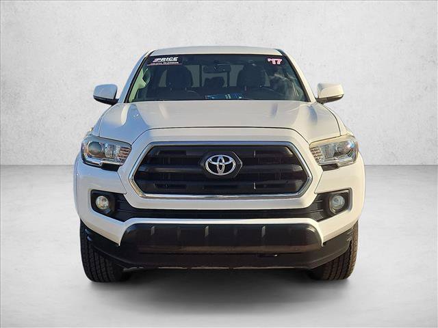 Used 2017 Toyota Tacoma SR5 w/ Tow Package RWD image 2