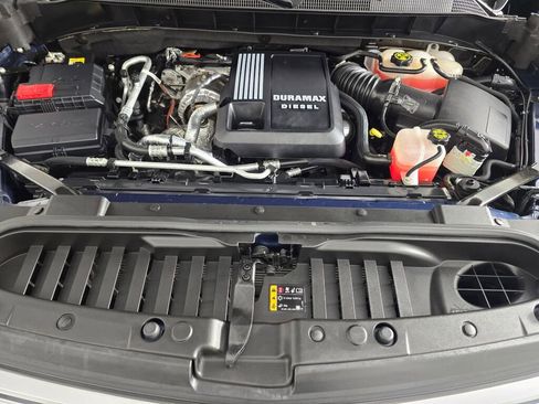 Used 2023 Chevrolet Silverado 1500 LTZ image 10