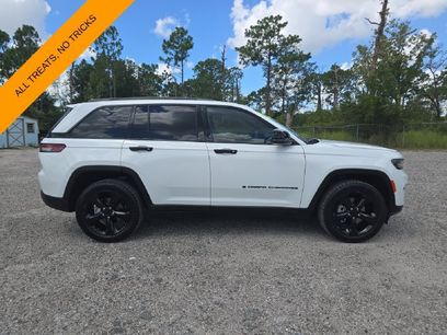 Used 2022 Jeep Grand Cherokee Altitude