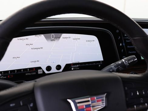 Used 2021 Cadillac Escalade ESV Luxury image 47