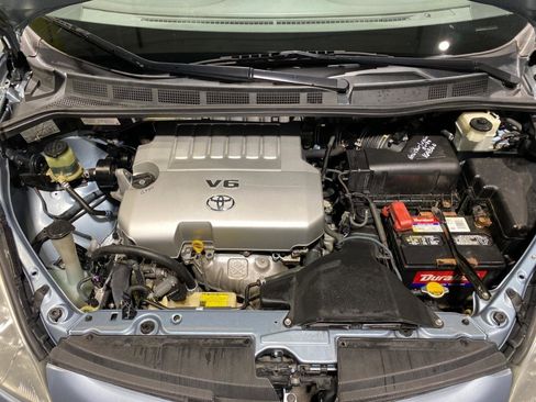 Used 2009 Toyota Sienna FWD image 29