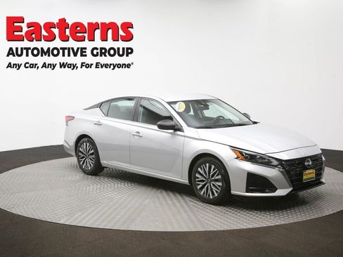 Used 2024 Nissan Altima 2.5 SV image 48
