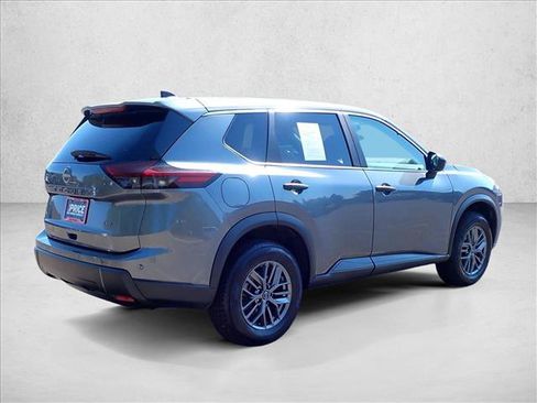 Used 2024 Nissan Rogue S AWD/4WD image 4