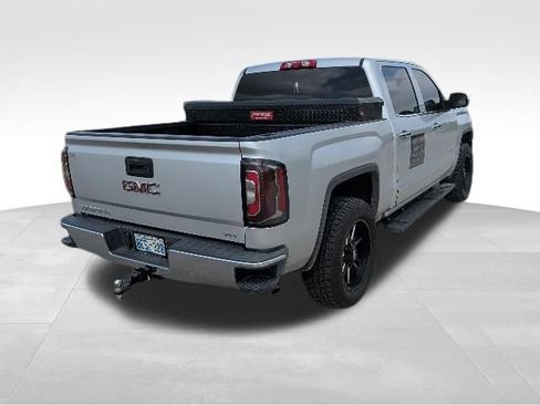 Used 2018 GMC Sierra 1500 SLT w/ SLT Premium Package image 3