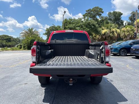 Used 2022 Toyota Tacoma TRD Off-Road w/ Technology Package RWD image 21