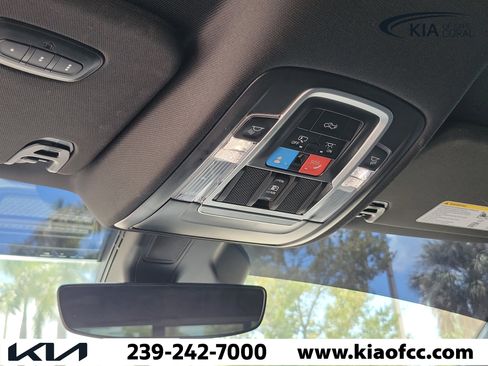 Used 2025 RAM 1500 Big Horn RWD image 32