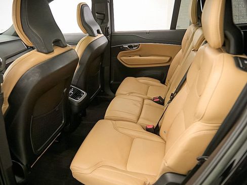 Used 2023 Volvo XC90 B6 Ultimate w/ Protection Package Premier AWD/4WD image 24