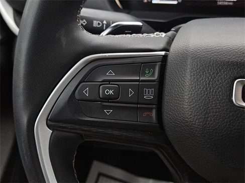 Used 2024 Jeep Grand Cherokee L Laredo image 15