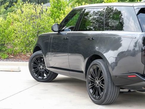 Used 2024 Land Rover Range Rover Autobiography AWD/4WD image 13