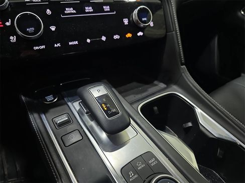 Used 2022 INFINITI QX60 Sensory w/ Cargo Package image 26