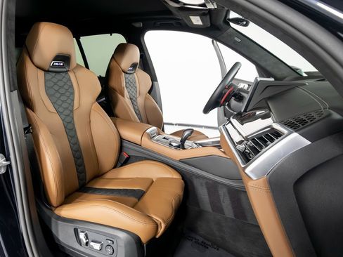 Used 2026 BMW X5 M Competition w/ Executive Package image 35