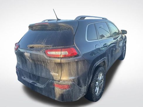 Used 2015 Jeep Cherokee Latitude w/ Cold Weather Group image 2