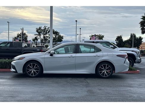 Certified 2023 Toyota Camry SE image 7