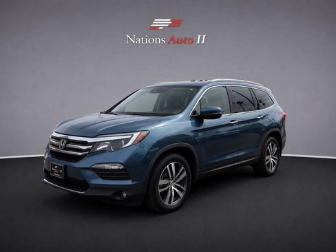Used 2016 Honda Pilot Touring image 1