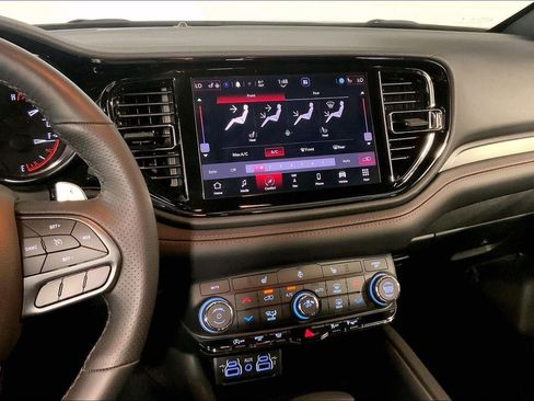 Used 2026 Dodge Durango GT AWD/4WD image 6