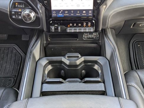 Used 2022 RAM 1500 Limited w/ Body Color Bumper Group image 18