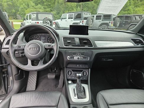 Used 2016 Audi Q3 2.0T Prestige w/ Prestige Package AWD/4WD image 14