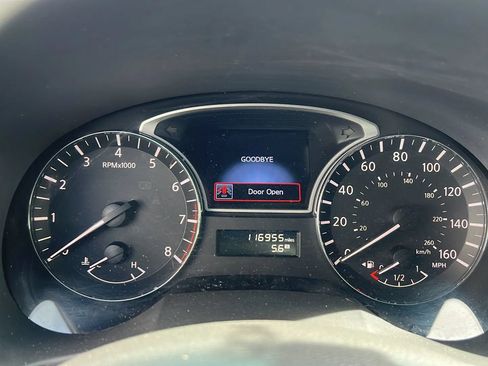 Used 2015 Nissan Altima 2.5 SV w/ Convenience Package FWD image 28