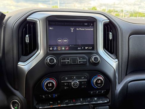 Used 2019 Chevrolet Silverado 1500 LTZ w/ LTZ Plus Package AWD/4WD image 28