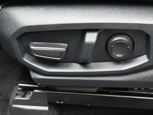 Certified 2025 Toyota Tacoma TRD Pro image 10