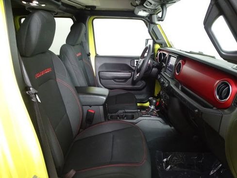 Used 2023 Jeep Wrangler Unlimited Rubicon AWD/4WD image 14