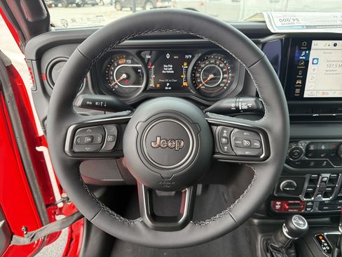 New 2026 Jeep Wrangler Unlimited Rubicon AWD/4WD image 28