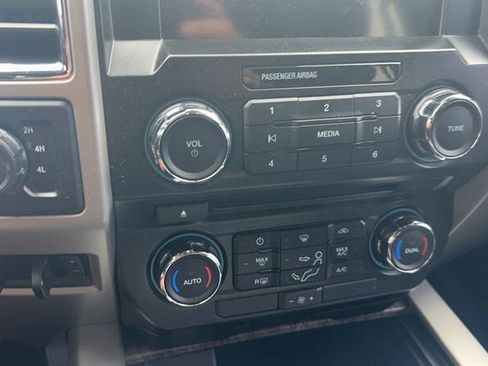 Used 2017 Ford F350 Lariat w/ Chrome Package AWD/4WD image 25