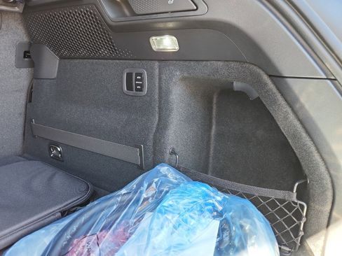 New 2026 Porsche Macan 4S Electric image 47