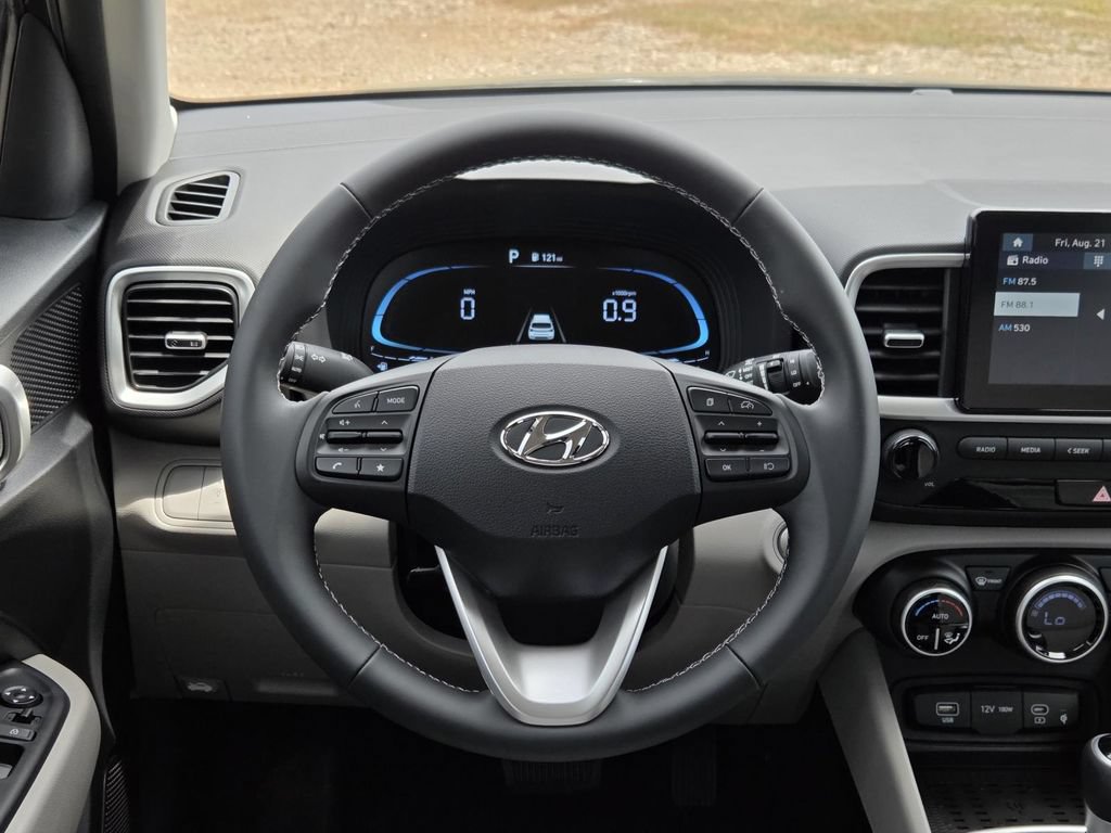 New 2026 Hyundai Venue SEL FWD image 17