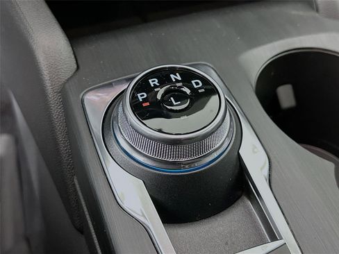 New 2026 Ford Escape SE FWD image 18