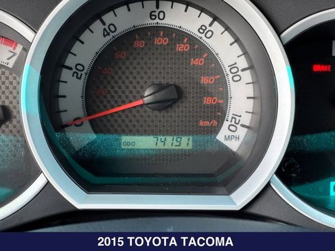Used 2015 Toyota Tacoma 2WD Access Cab w/ Convenience Package image 23