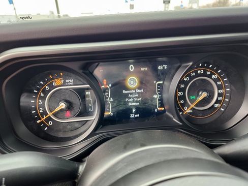 New 2025 Jeep Wrangler Unlimited Rubicon w/ XTREMEE 35" Tire Package image 18