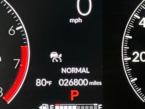 Used 2024 Honda Pilot TrailSport image 15