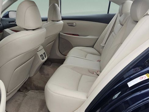 Used 2011 Lexus ES 350 w/ Preferred Accessory Package image 11