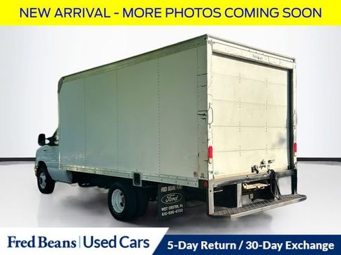 Used 2017 Ford E-350 and Econoline 350 Super Duty RWD image 6