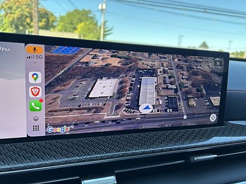 Used 2025 Genesis GV80 3.5T e-SC image 28