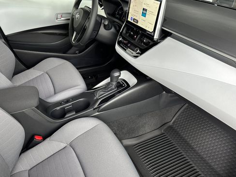 New 2026 Toyota Corolla SE image 16