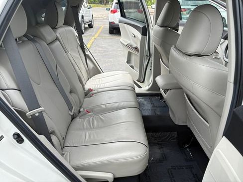 Used 2012 Toyota Venza Limited w/ Tow Pkg AWD/4WD image 16