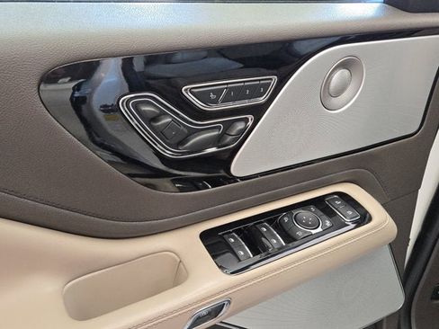 Used 2021 Lincoln Aviator Reserve w/ Equipment Group 210A AWD/4WD image 20