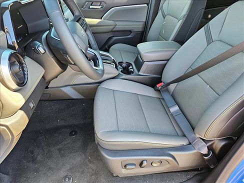 New 2026 Chevrolet Colorado ZR2 w/ Technology Package AWD/4WD image 4