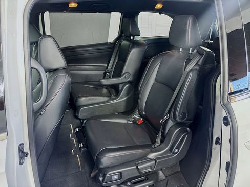 Used 2025 Honda Odyssey Sport-L image 21