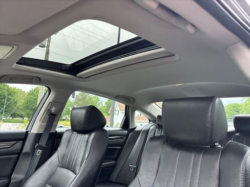 Used 2020 Honda Accord EX-L image 30