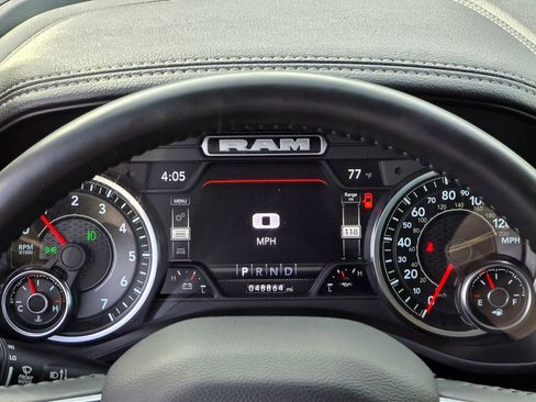 Used 2022 RAM 1500 Laramie AWD/4WD image 6