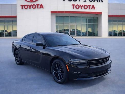 Used 2023 Dodge Charger SXT image 1